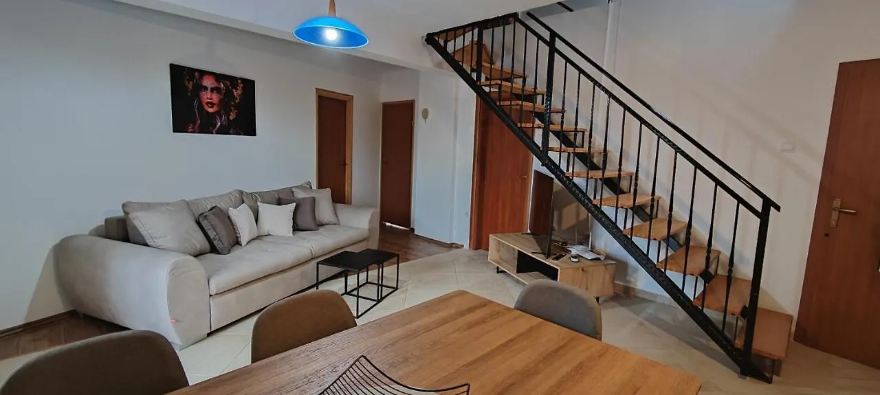 アパート Villa Magdalena プーラ