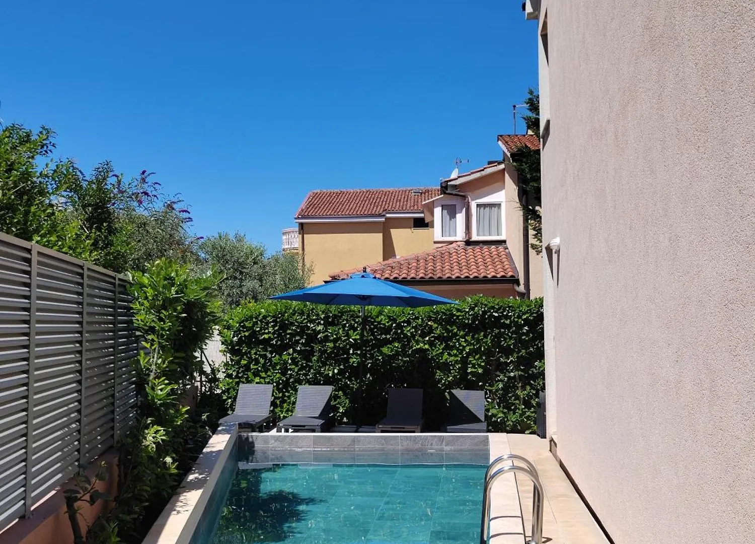 Villa Magdalena بولا 0*,